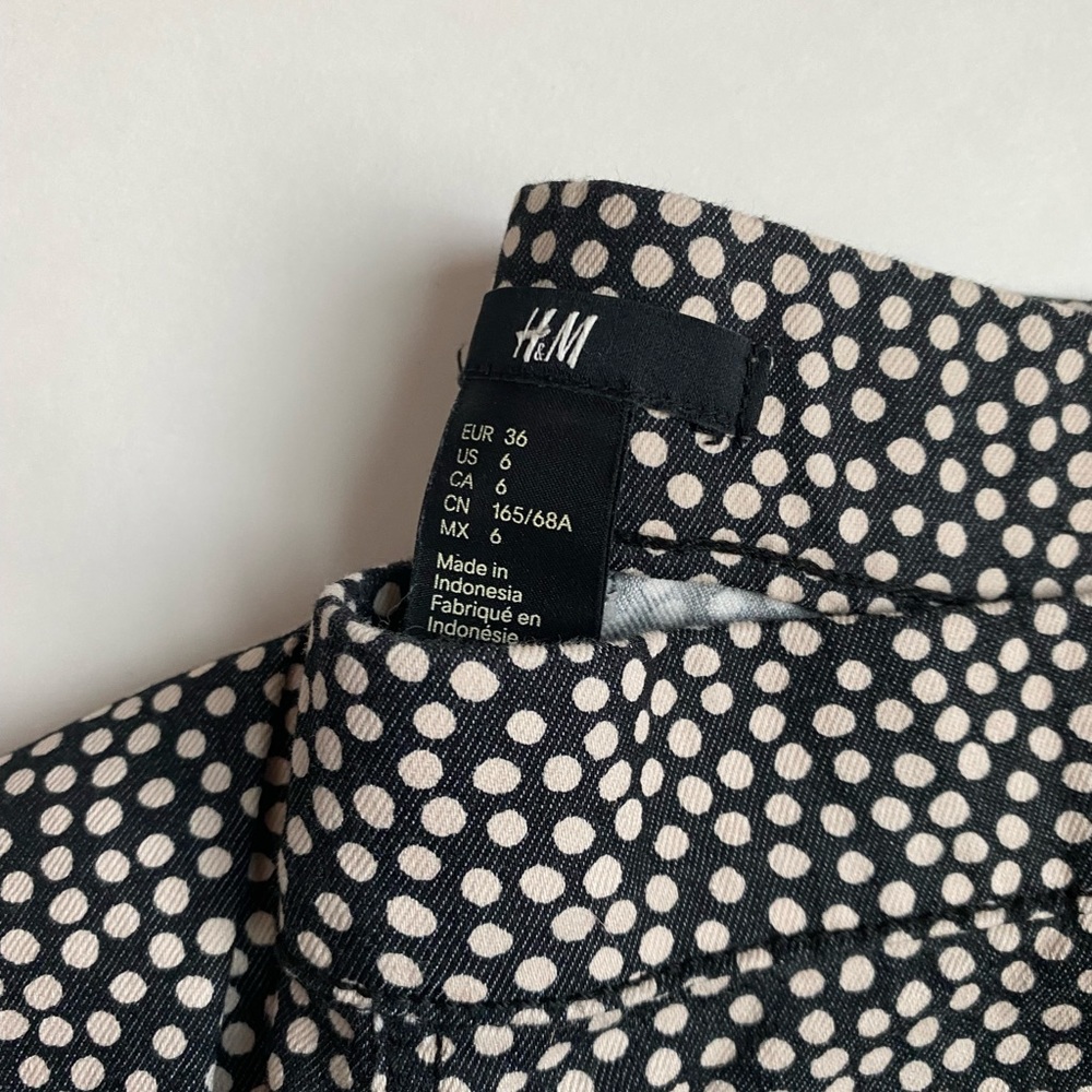 H&M Pants - Picture 2 of 4
